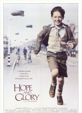希望与荣耀Hope and Glory 电影封面
